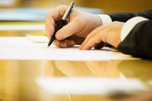 Держбюджет-2024 підписано – якими будуть прожитковий мінімум, виплати і зарплати Держбюджет-2024 підписано – якими будуть прожитковий мінімум, виплати і зарплати